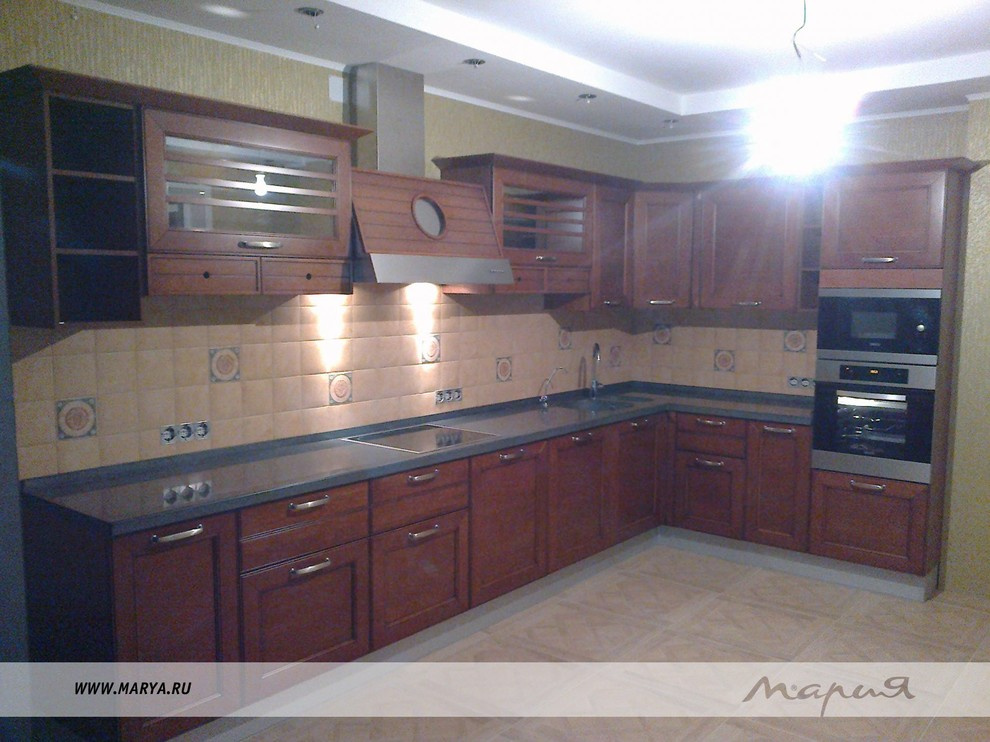 Воплощенные в жизнь проекты кухонь.