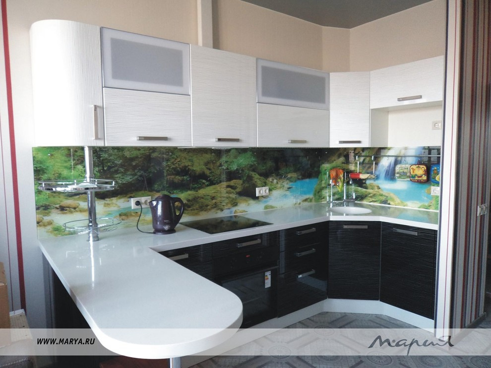 Воплощенные в жизнь проекты кухонь.