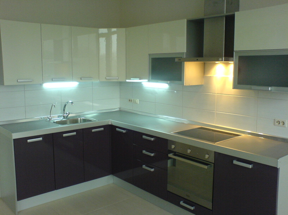 Воплощенные в жизнь проекты кухонь.