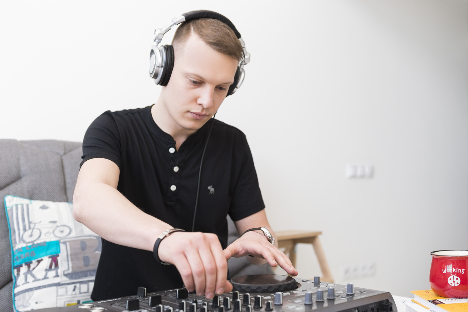 В гостях: Двухуровневая квартира для молодой пары