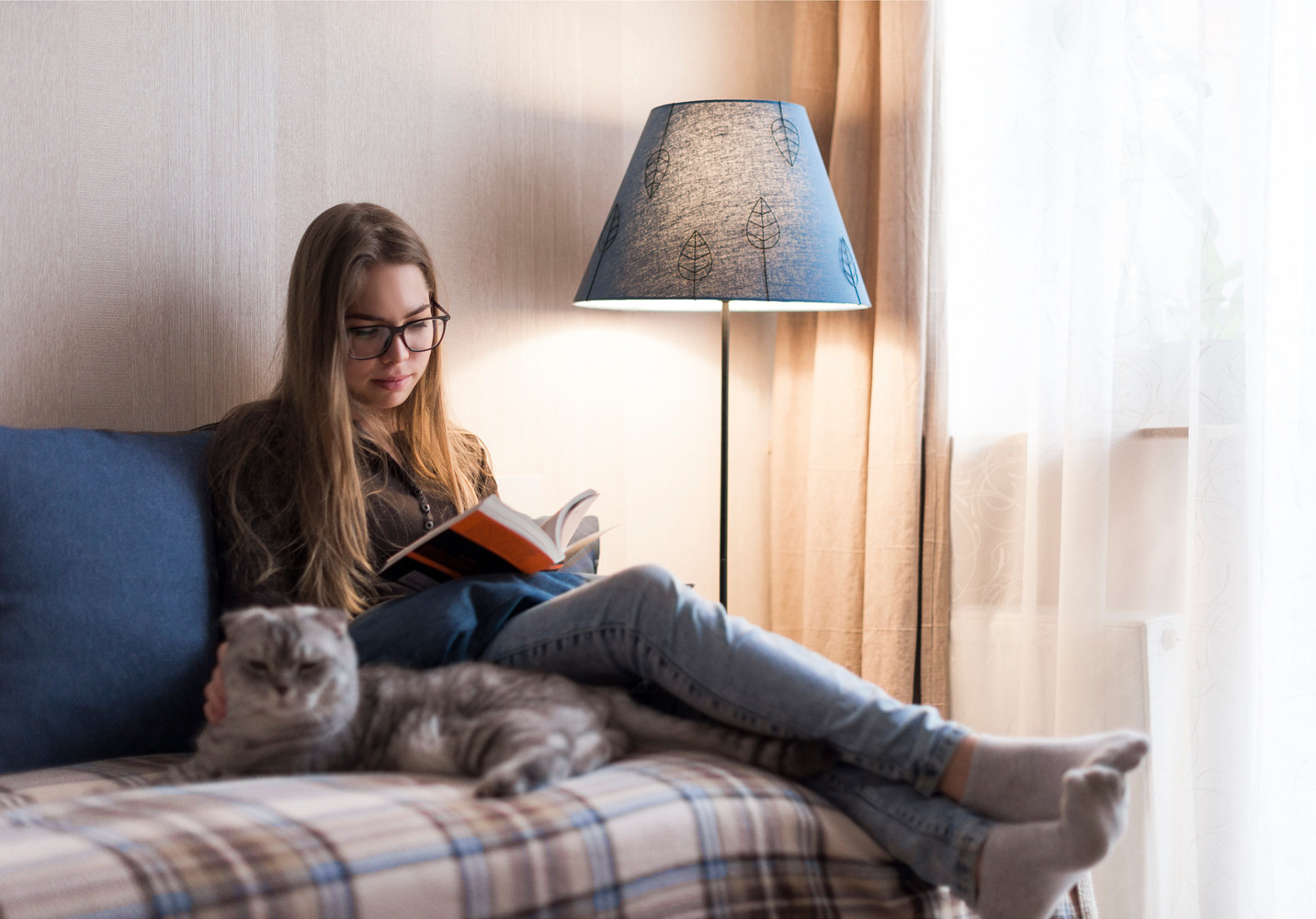 В гостях: уютная квартира на Путилковском шоссе с котом Тишкой