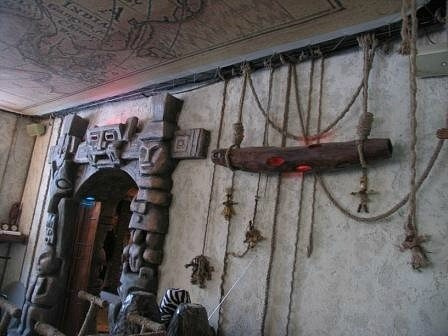 кафе "Жюль Верн"