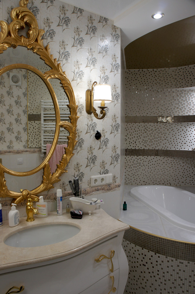 Изящное решение пола в классическом интерьере