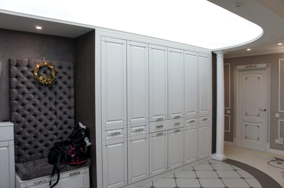 Изящное решение пола в классическом интерьере