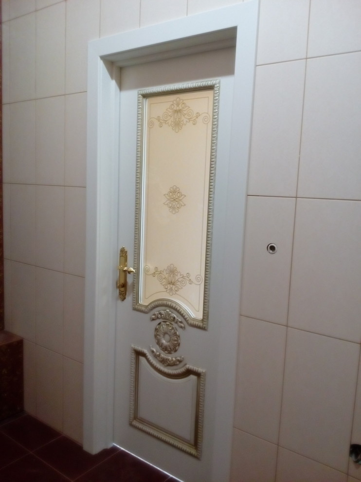 Установленные двери