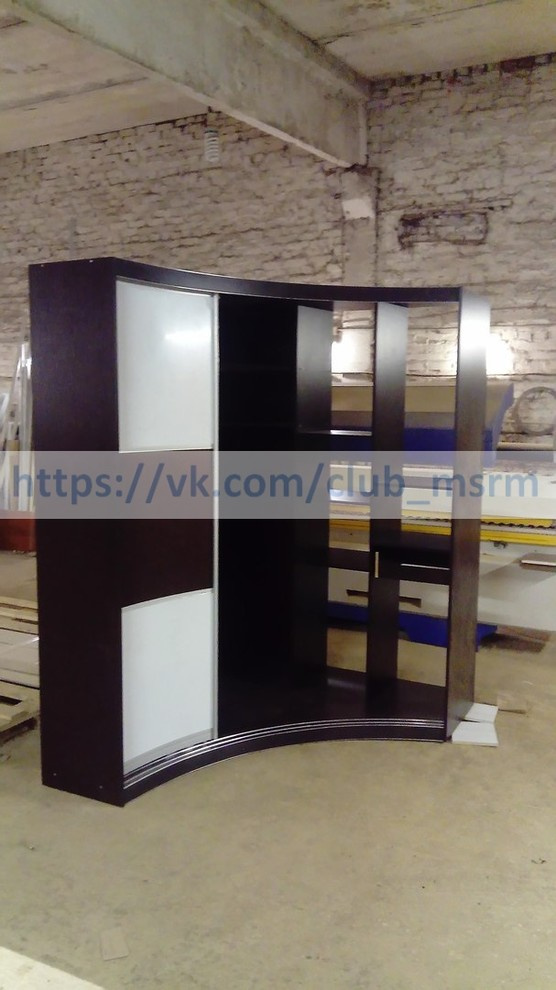Радиусный шкаф-купе в г. Кола Мурманской области