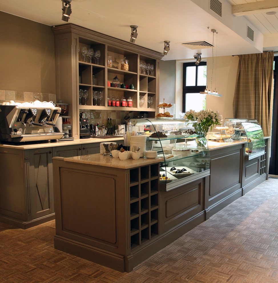 Интерьер кафе на М. Бронной, дизайнер Анна Павлова