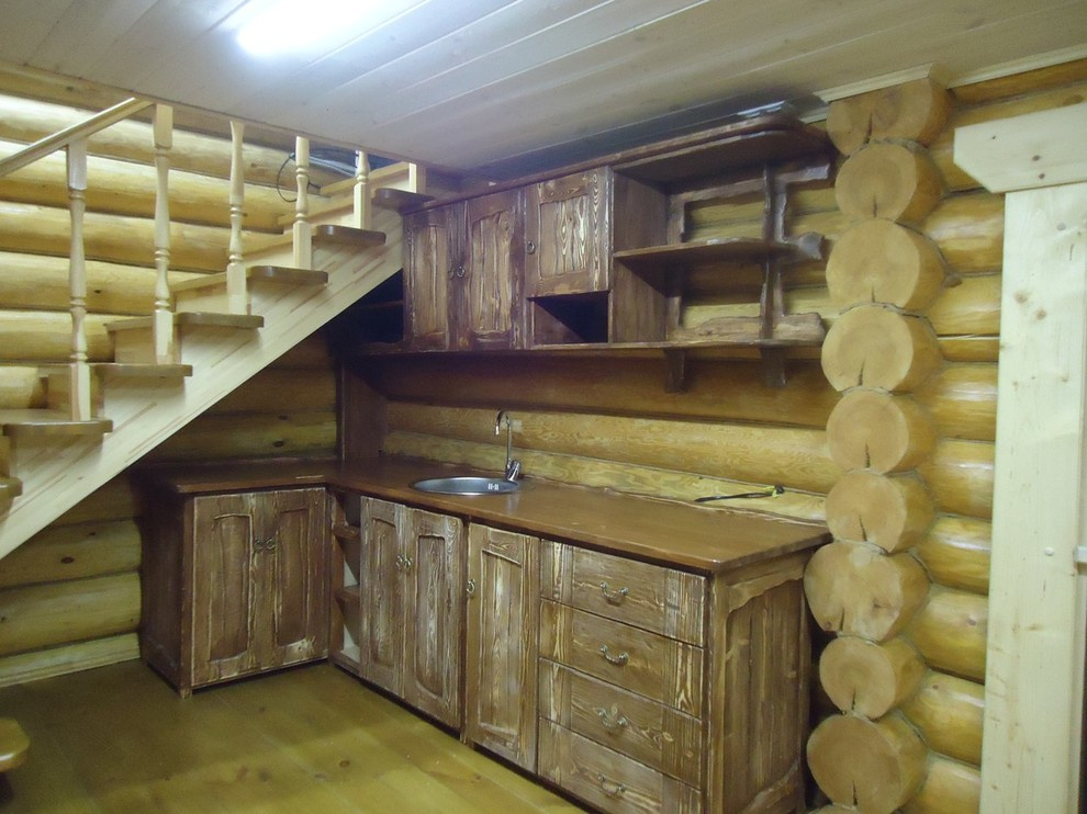 Обложка проекта: Кухонный гарнитур из массива сосны