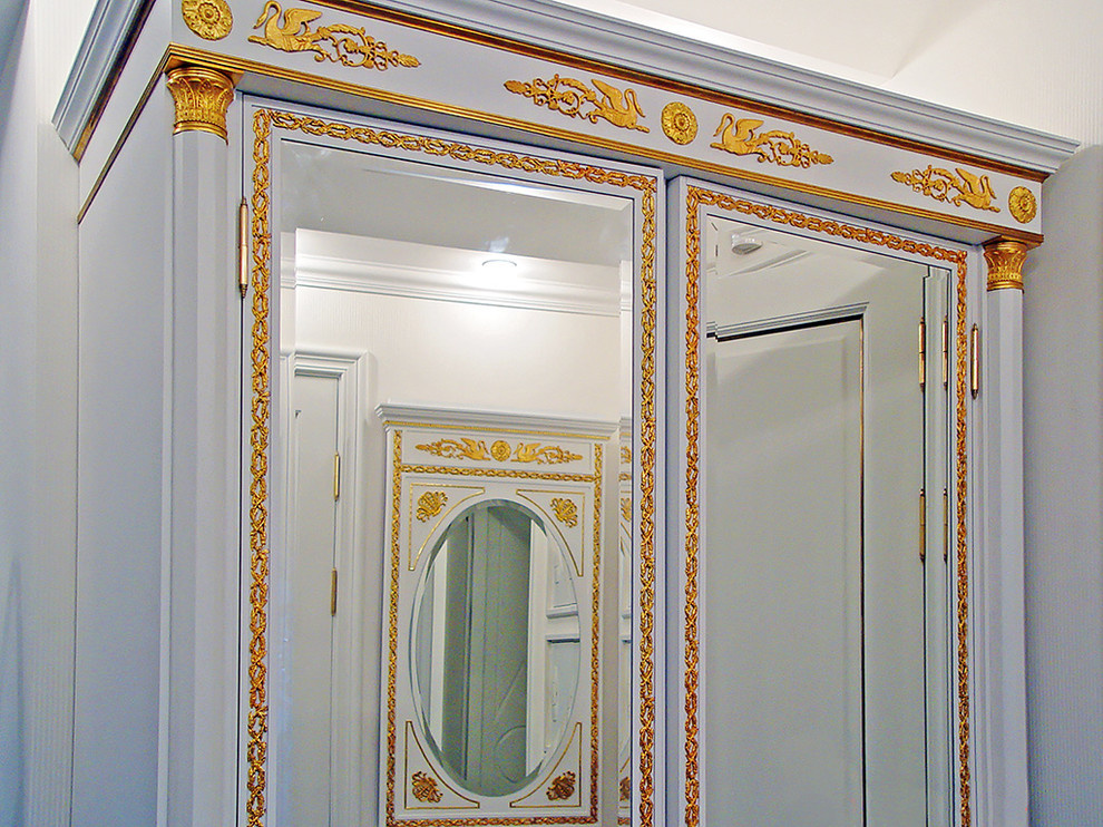 Прихожая в авторском русском ампире