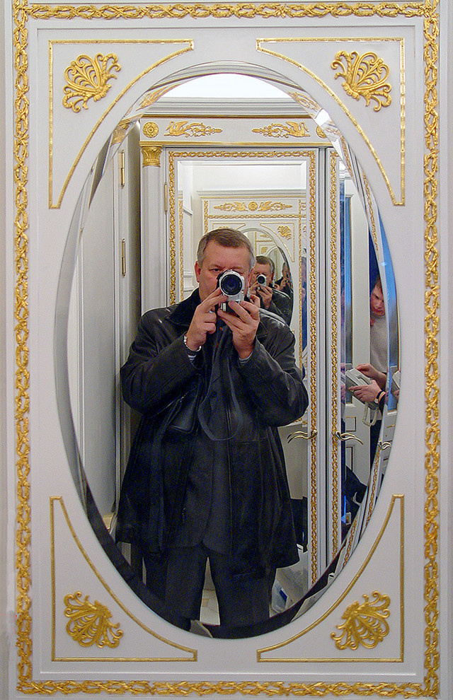 Прихожая в авторском русском ампире