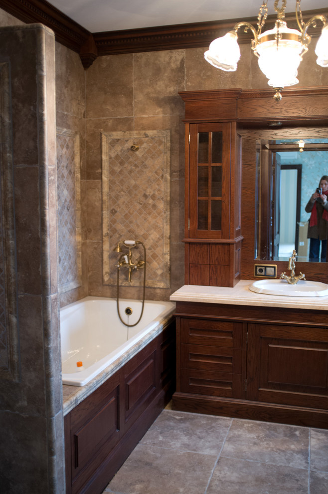 Подмосковье. Интерьер хозяйского дома.