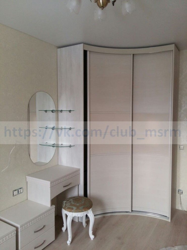 Екатеринбург. Шкаф и тумбы в спальню