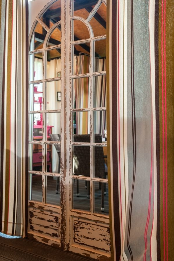 В тени яблони. Для передачи Фазенда