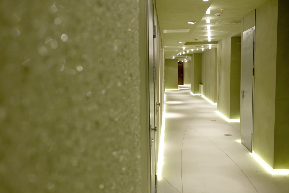 Moscow - City. Башня "Евразия", апартаменты. Декоративные работы Profi Brush