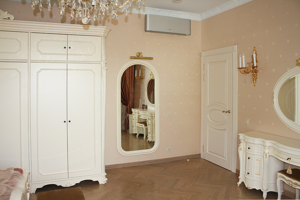 Обложка проекта: Двери с росписью