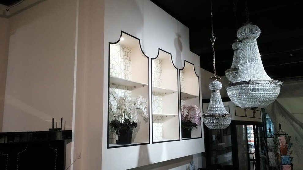 Магазин "Шипы и Розы" в Торговом центре "Табрис" на ул. Кубанская Набережная. 25