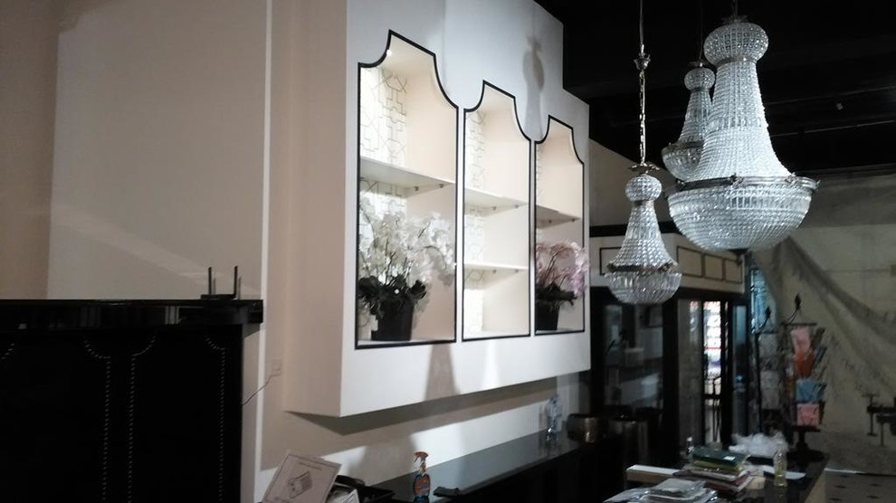 Магазин "Шипы и Розы" в Торговом центре "Табрис" на ул. Кубанская Набережная. 25