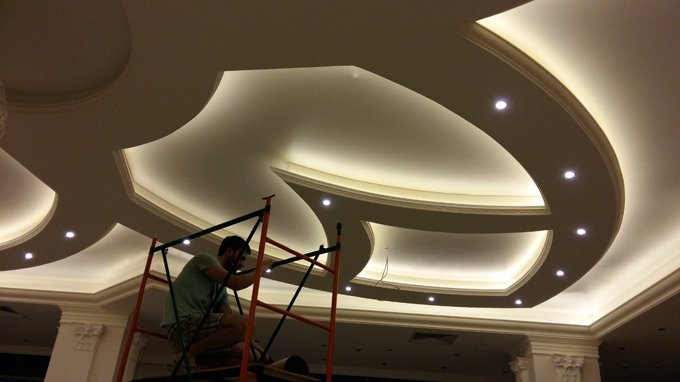 Подсветка потолка светодиодной лентой