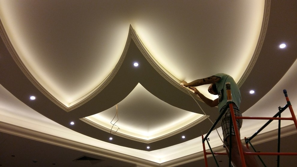 Подсветка потолка светодиодной лентой