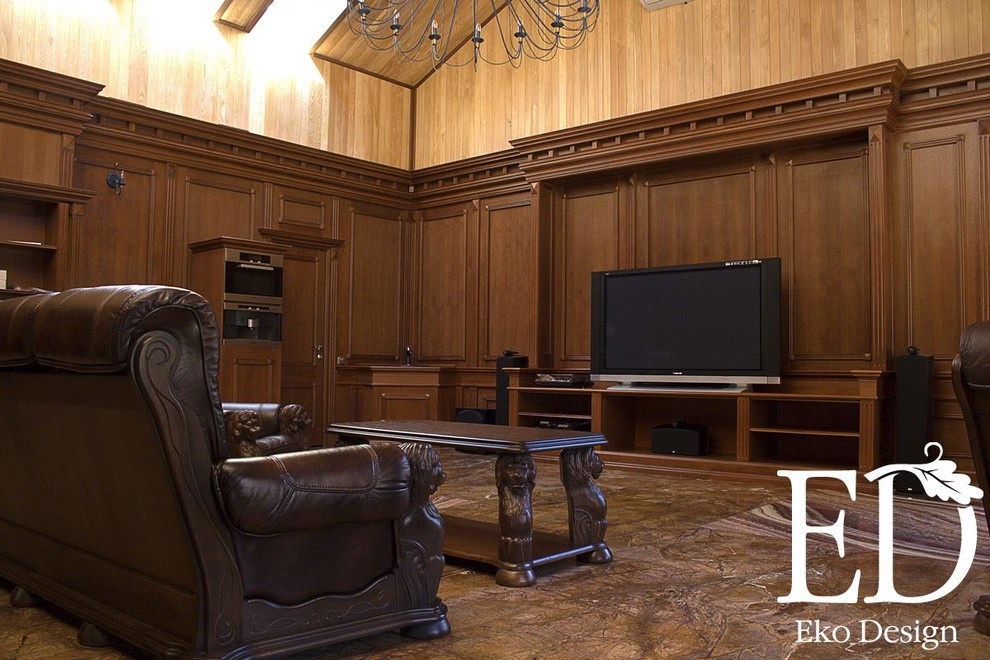 Дом с бассейном