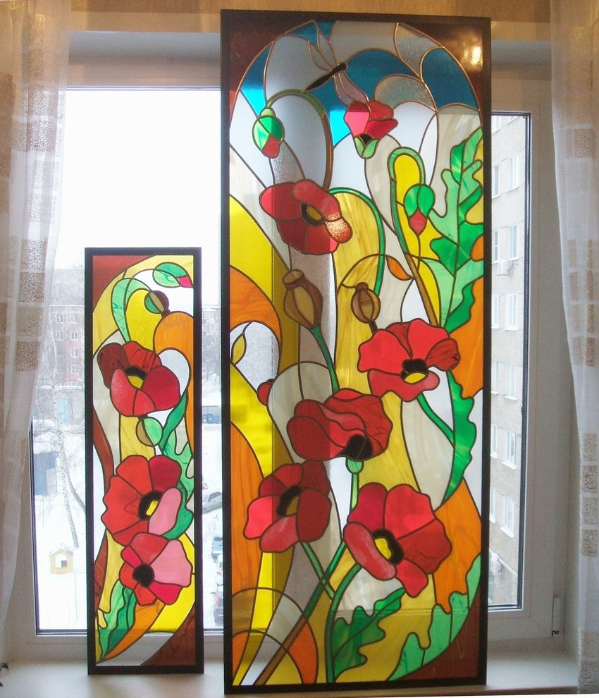 Витражи в интерьере квартиры, дома, кафе,офиса.