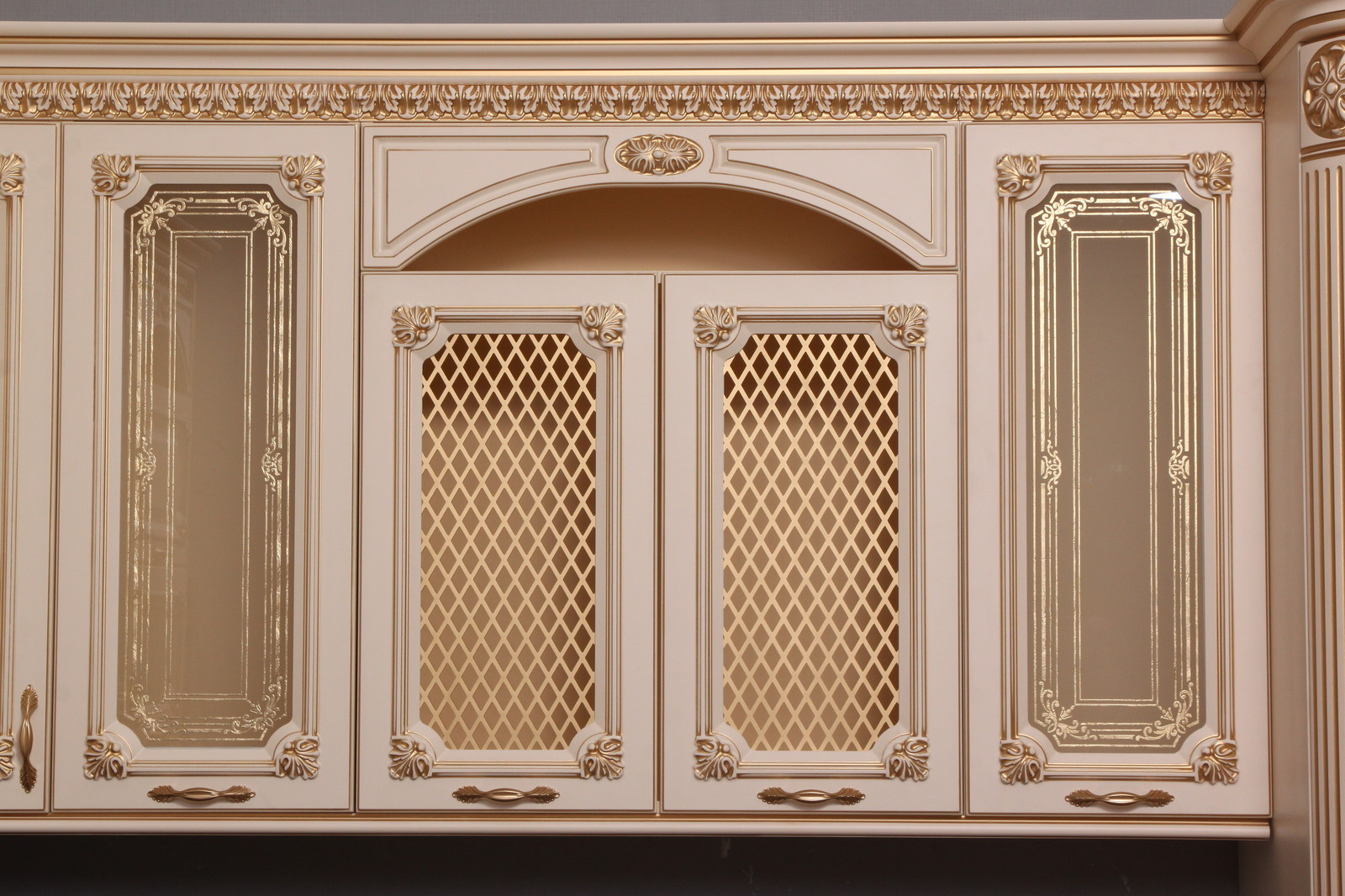 Кухня БЭЛЛА дворцовый стиль!!!