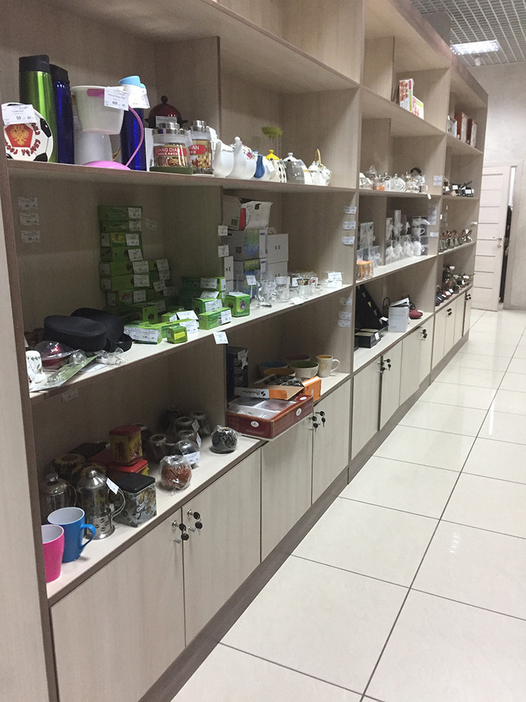 Интерьер магазина кальянов и lounge cafe