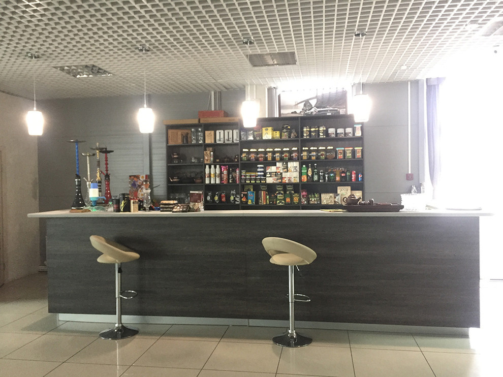 Обложка проекта: Интерьер магазина кальянов и lounge cafe