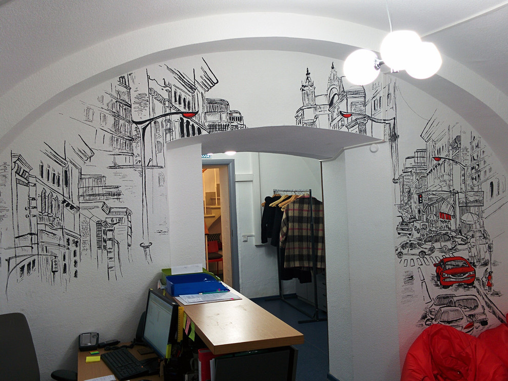 Художественная роспись стен в офисе «Аргументы и Факты»