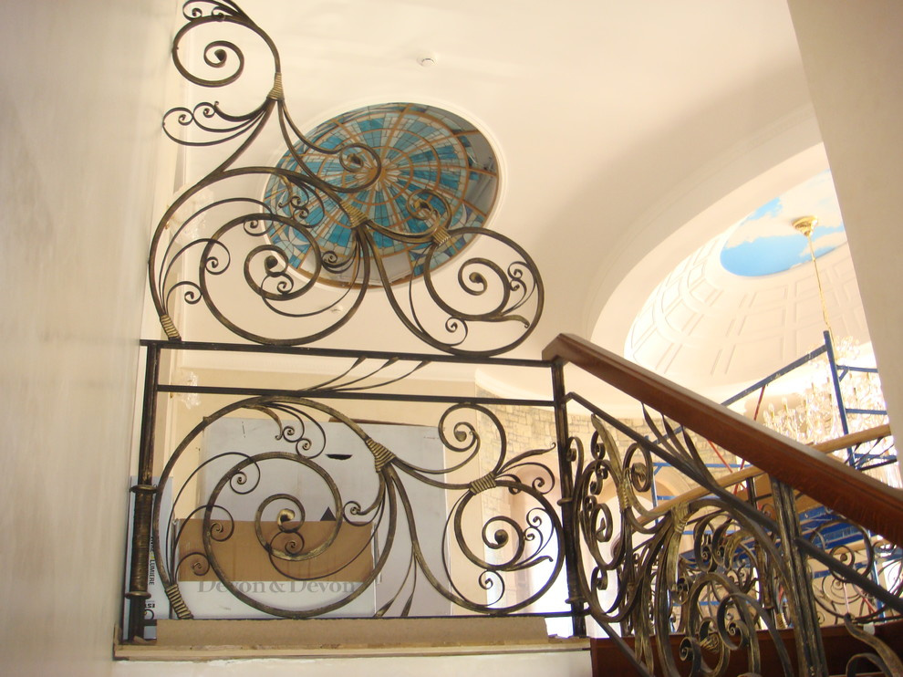 Кованые перила в резиденцию Бенелюкс, г. Москва