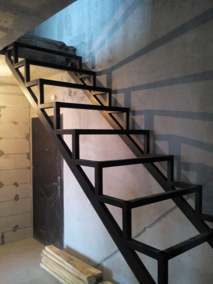 Каркасы лестниц под обшивку деревом