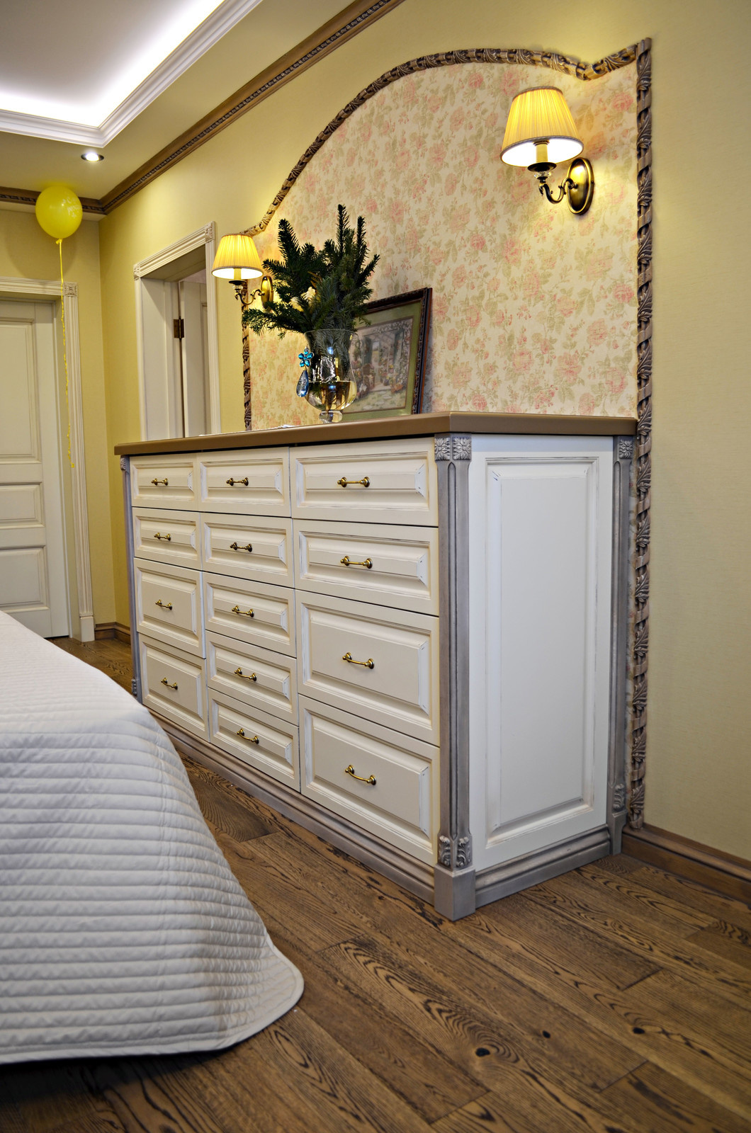 Комод в спальню