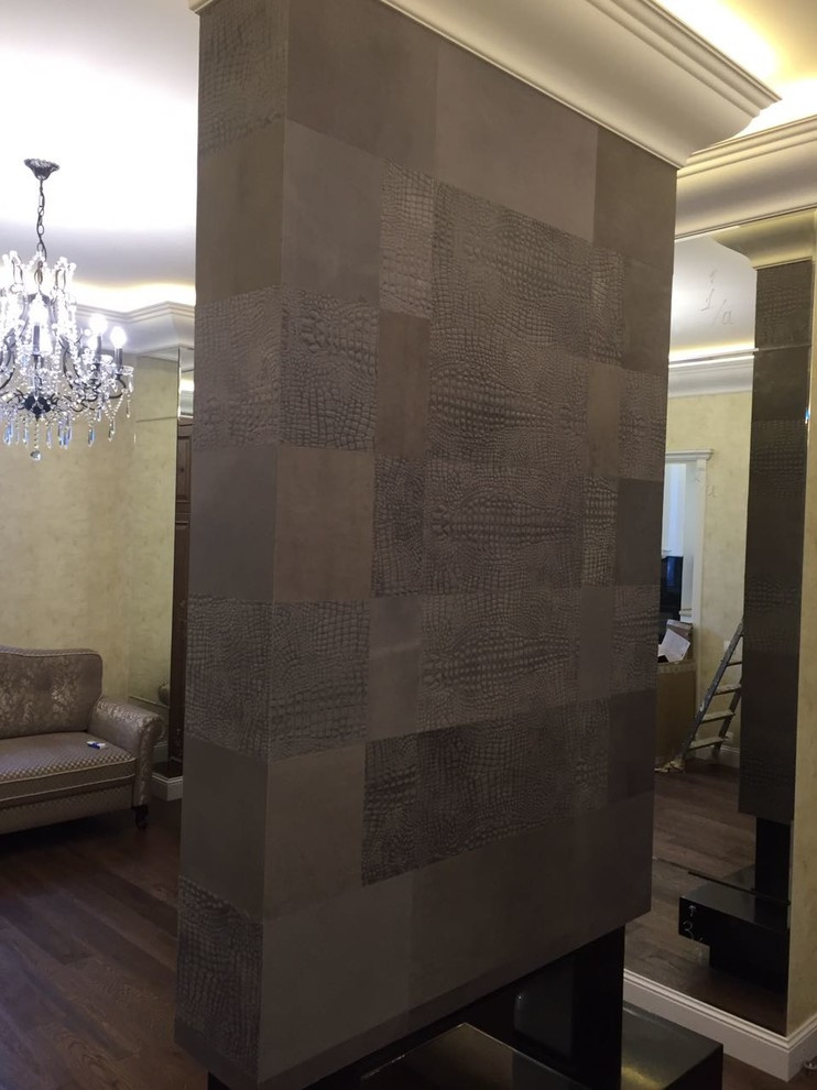 Обложка проекта: Биокамин в отделке кожаной плиткой