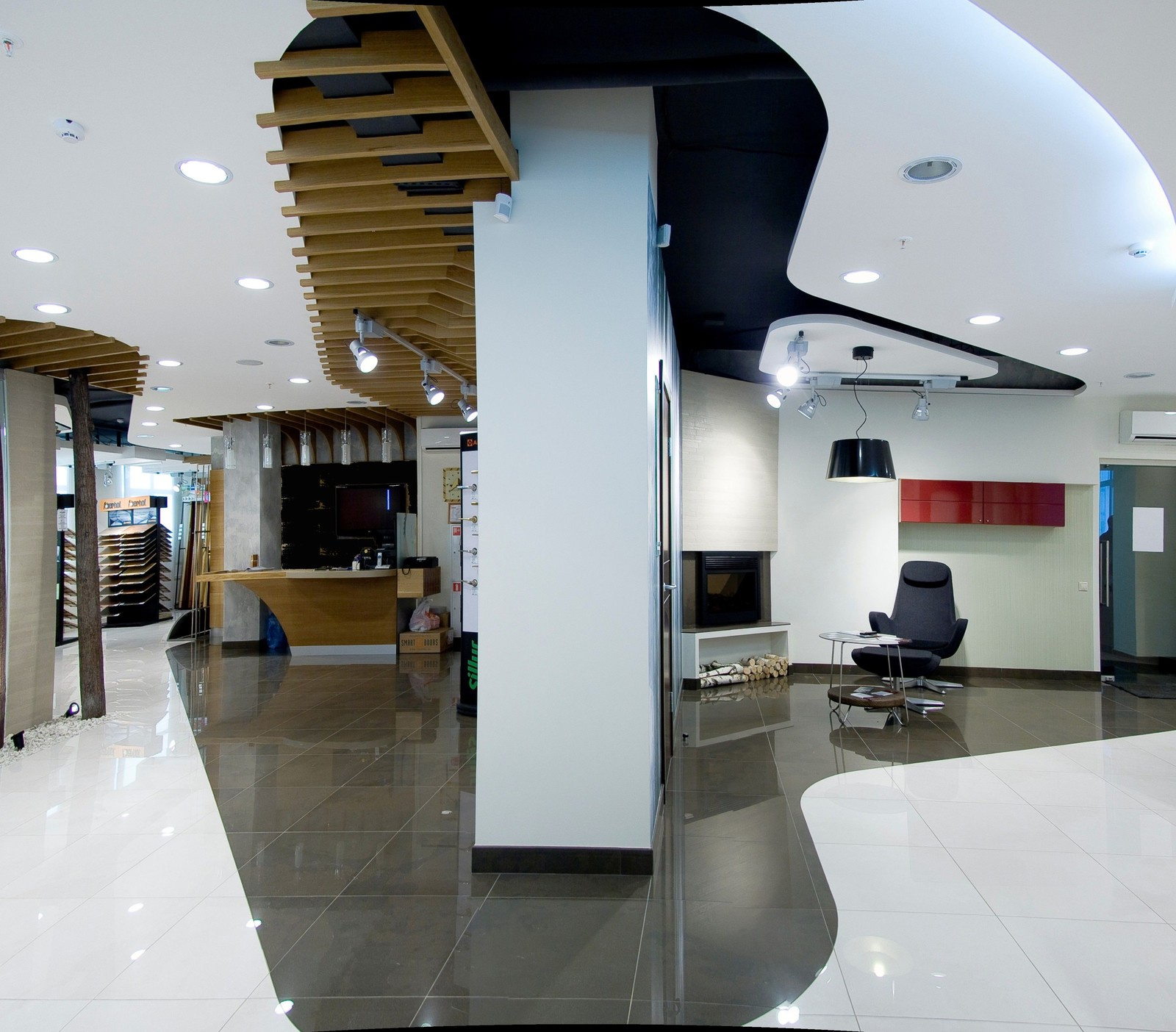 Интерьер для компании "Двери Гуд"