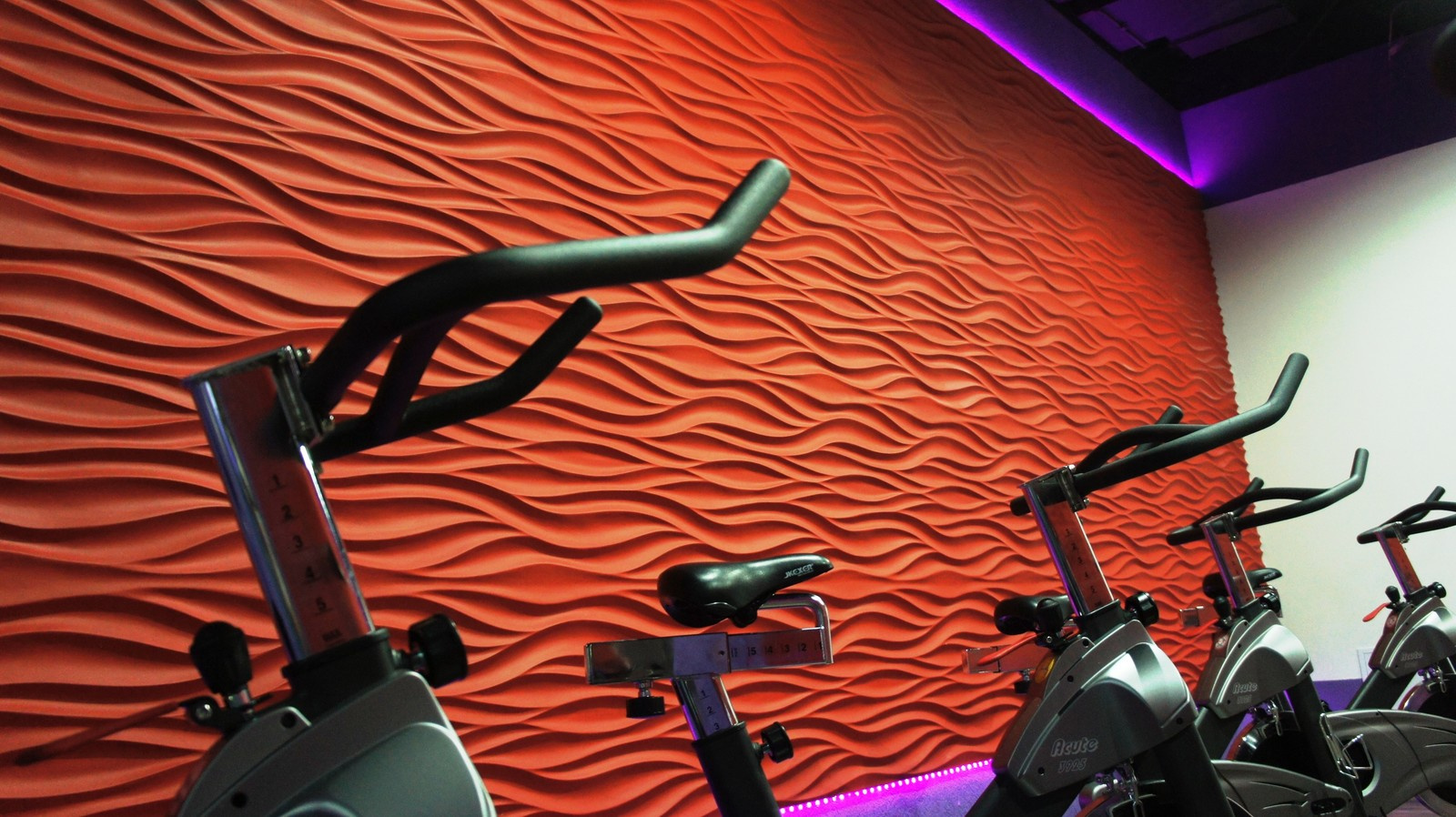 Обложка проекта: Сотрудничество от производителя. Бонусы 30%.