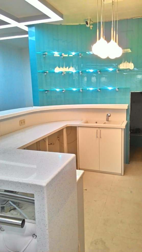 Барная стойка в ресторане