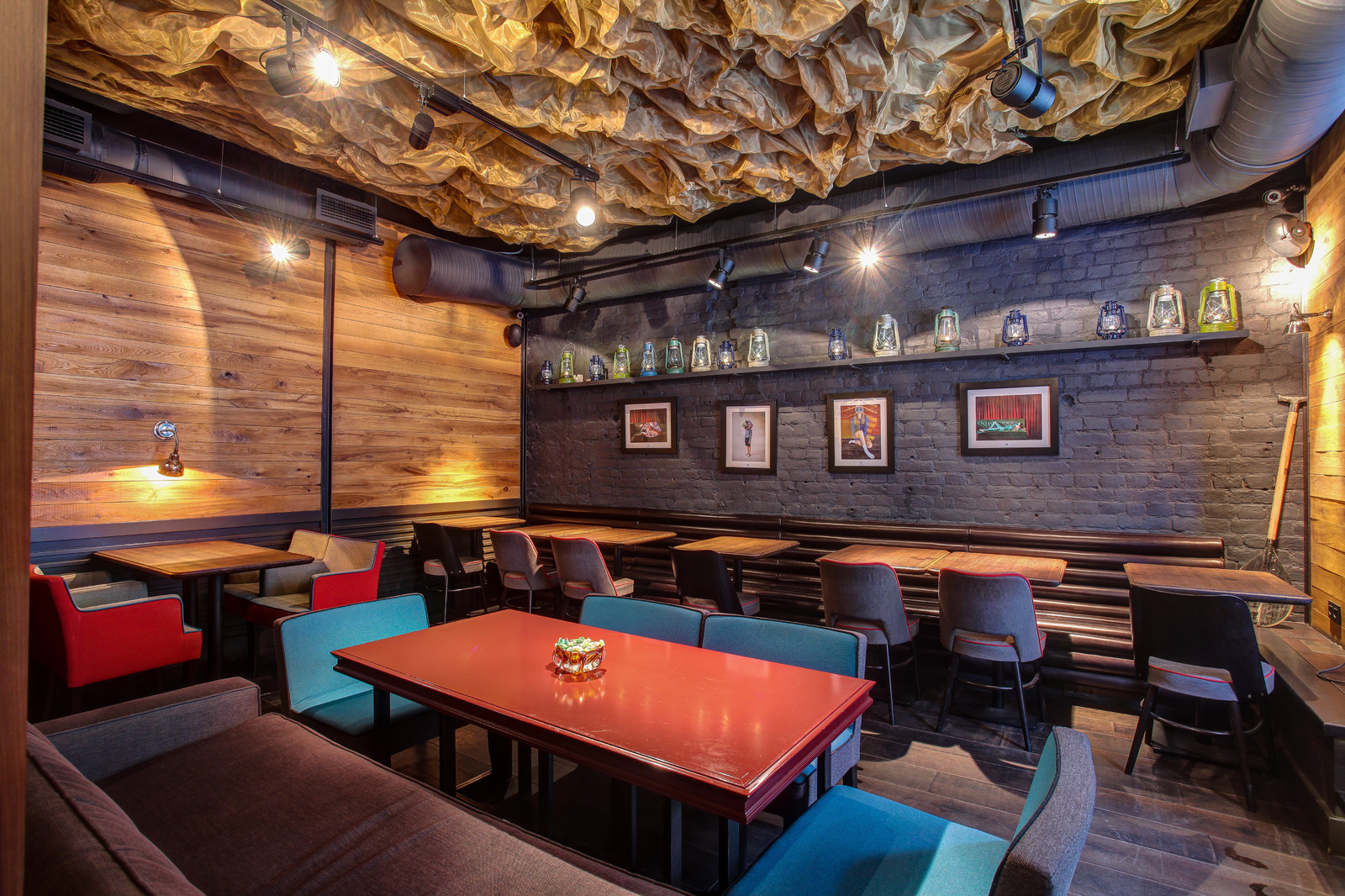GEOGRAPHIA restaurant