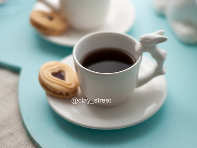 КОФЕЙНАЯ ЧАШЕЧКА С КРОЛИКОМ