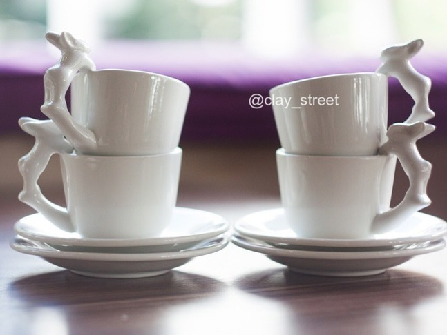 КОФЕЙНАЯ ЧАШЕЧКА С КРОЛИКОМ