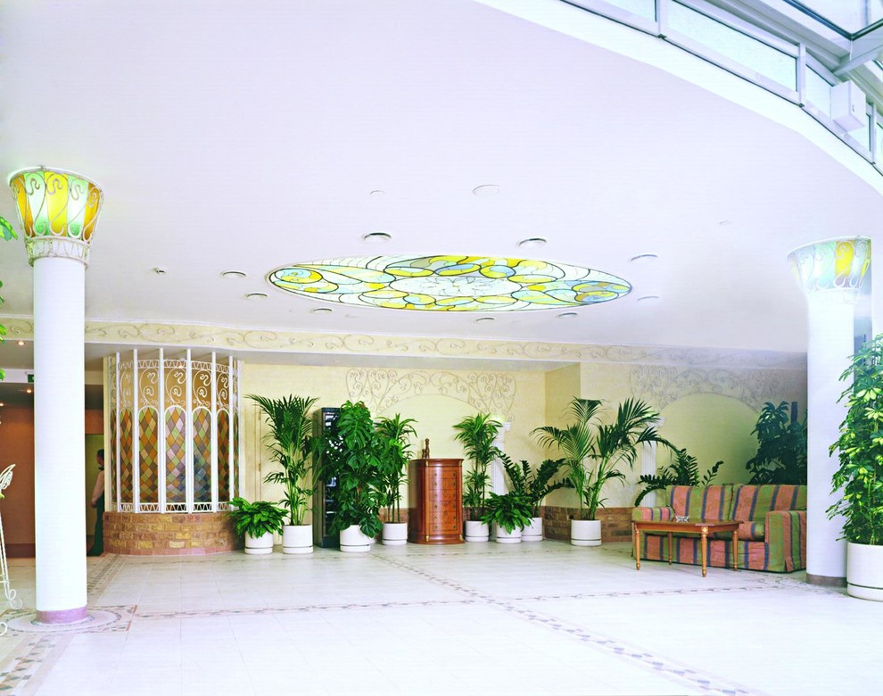 Театр Ленком 2-хуровневое помещение бар-ресторан для актёров