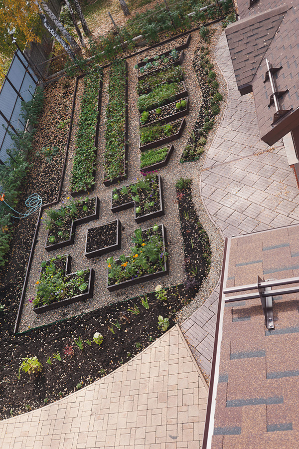 Дом на озере