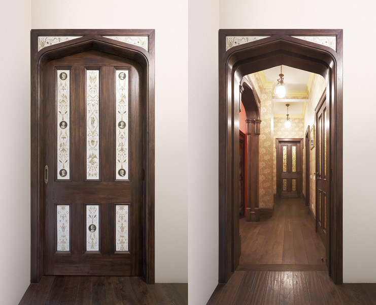 Коридор в викторианском стиле