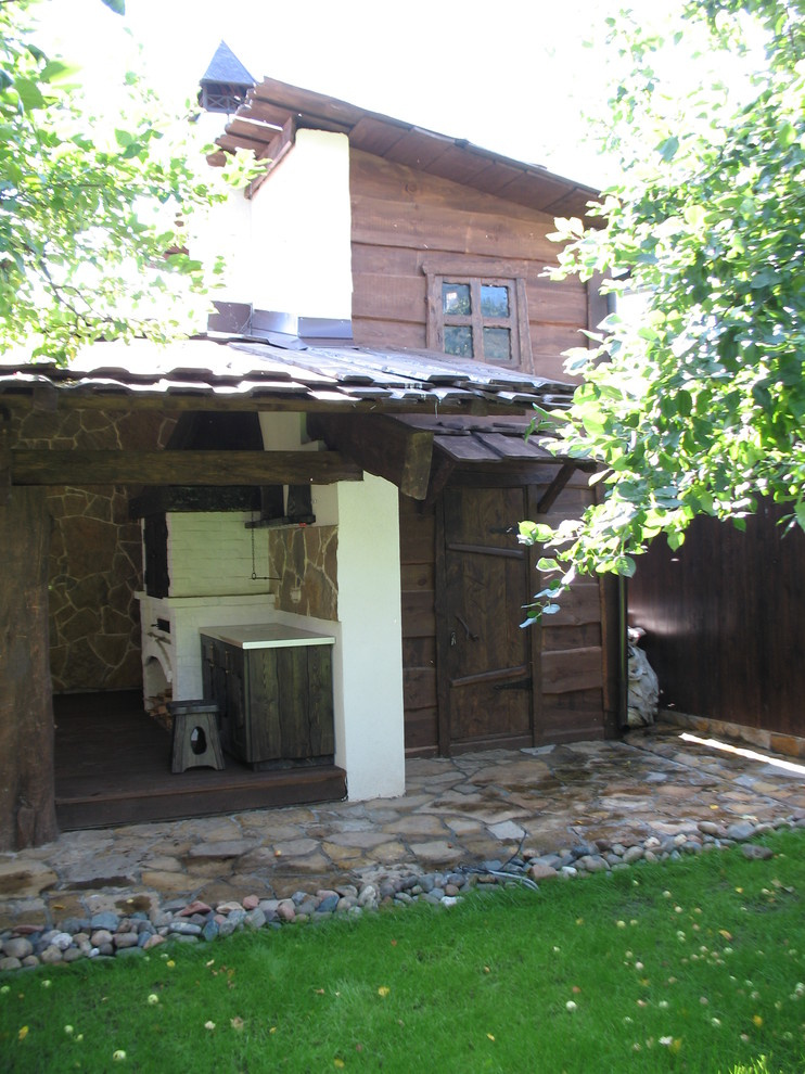 Загородный живописный сад.