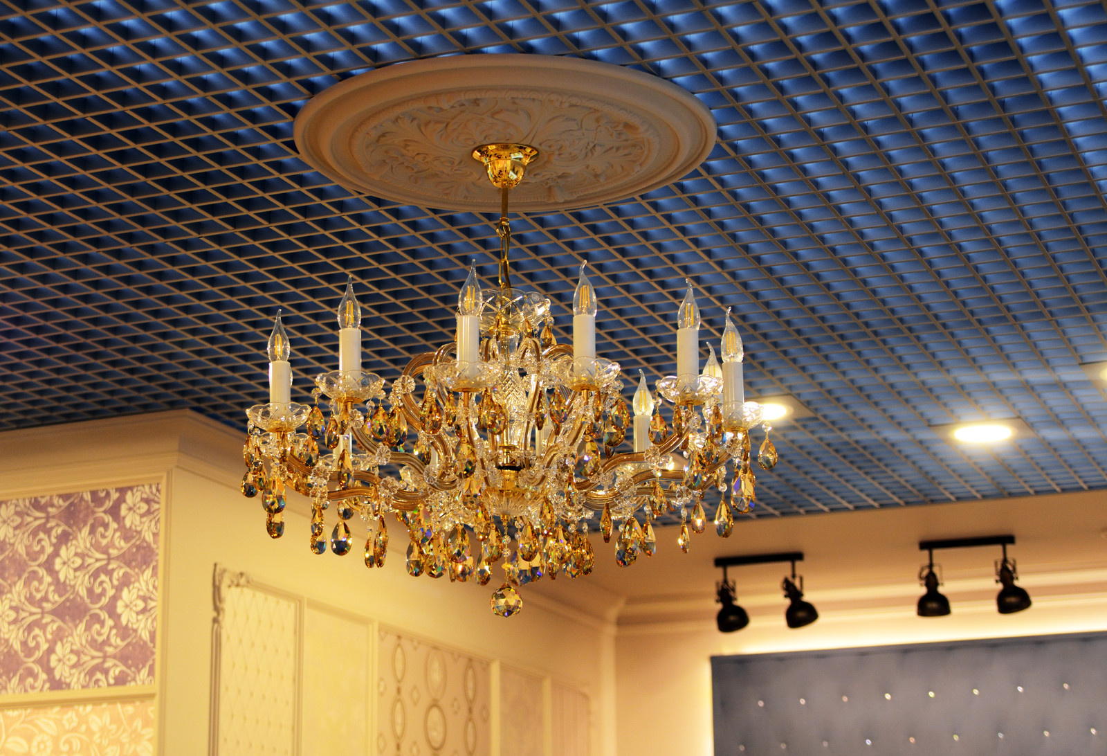 Салоны Декор центра