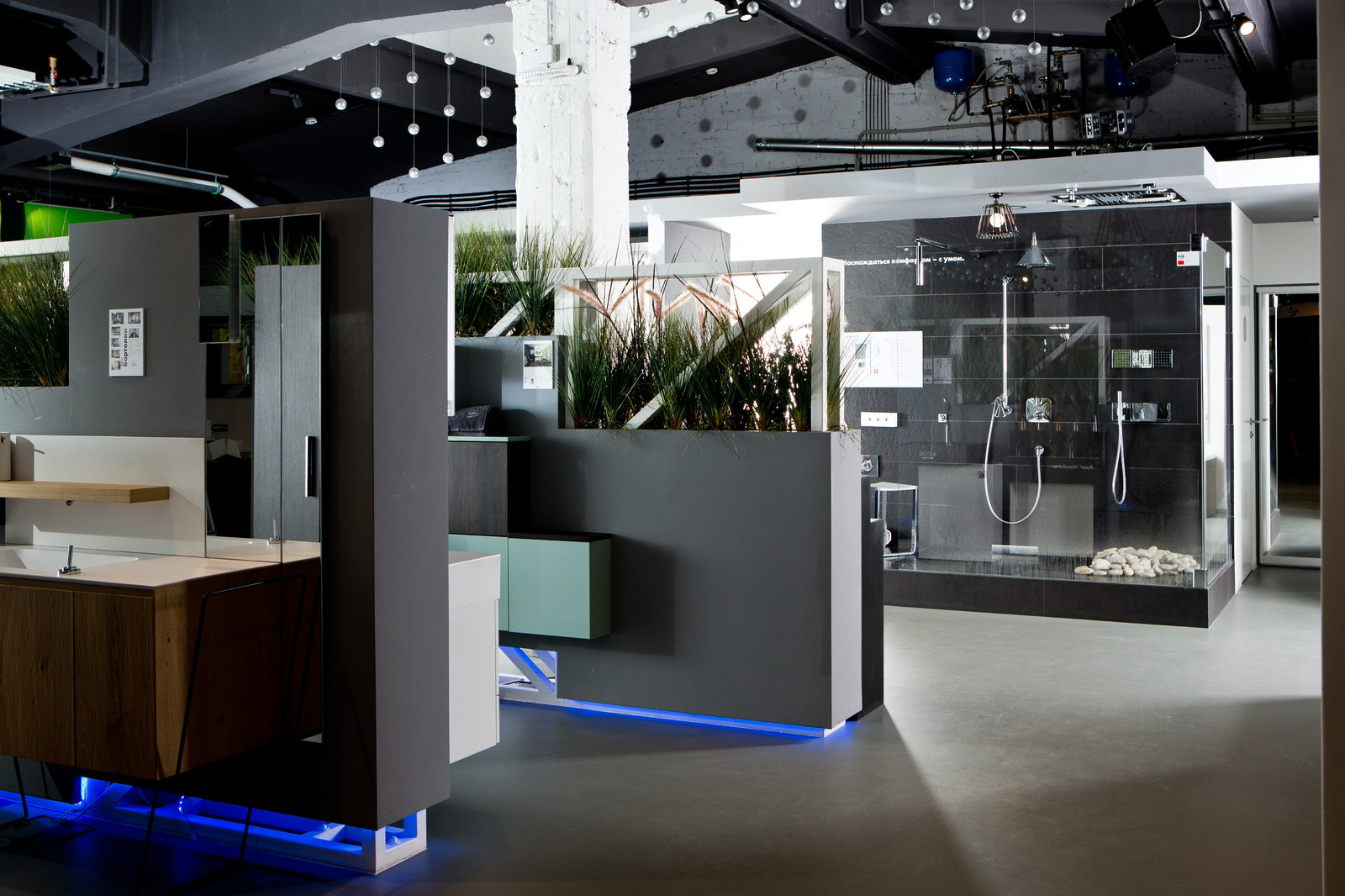 Интерьер шоурума компании "ХОГАРТ-арт"