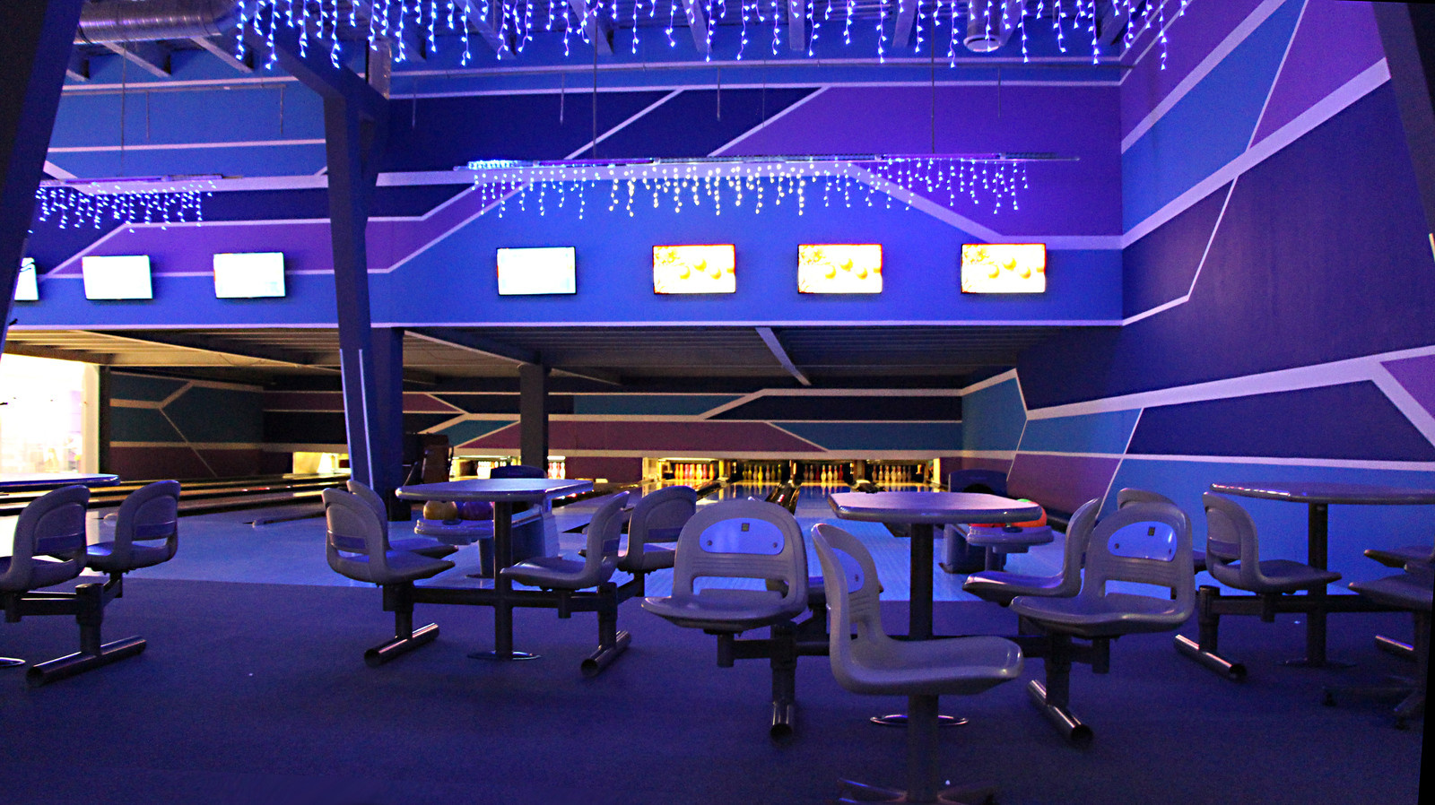 Спортивно-развлекательный центр ОРИОН, Боулинг-центр.