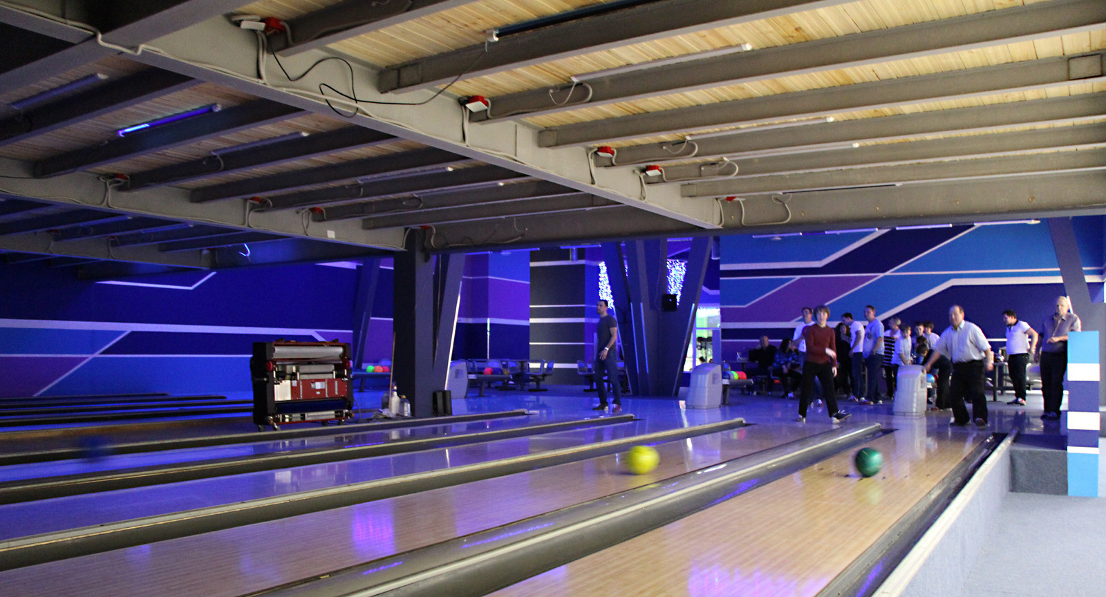 Спортивно-развлекательный центр ОРИОН, Боулинг-центр.