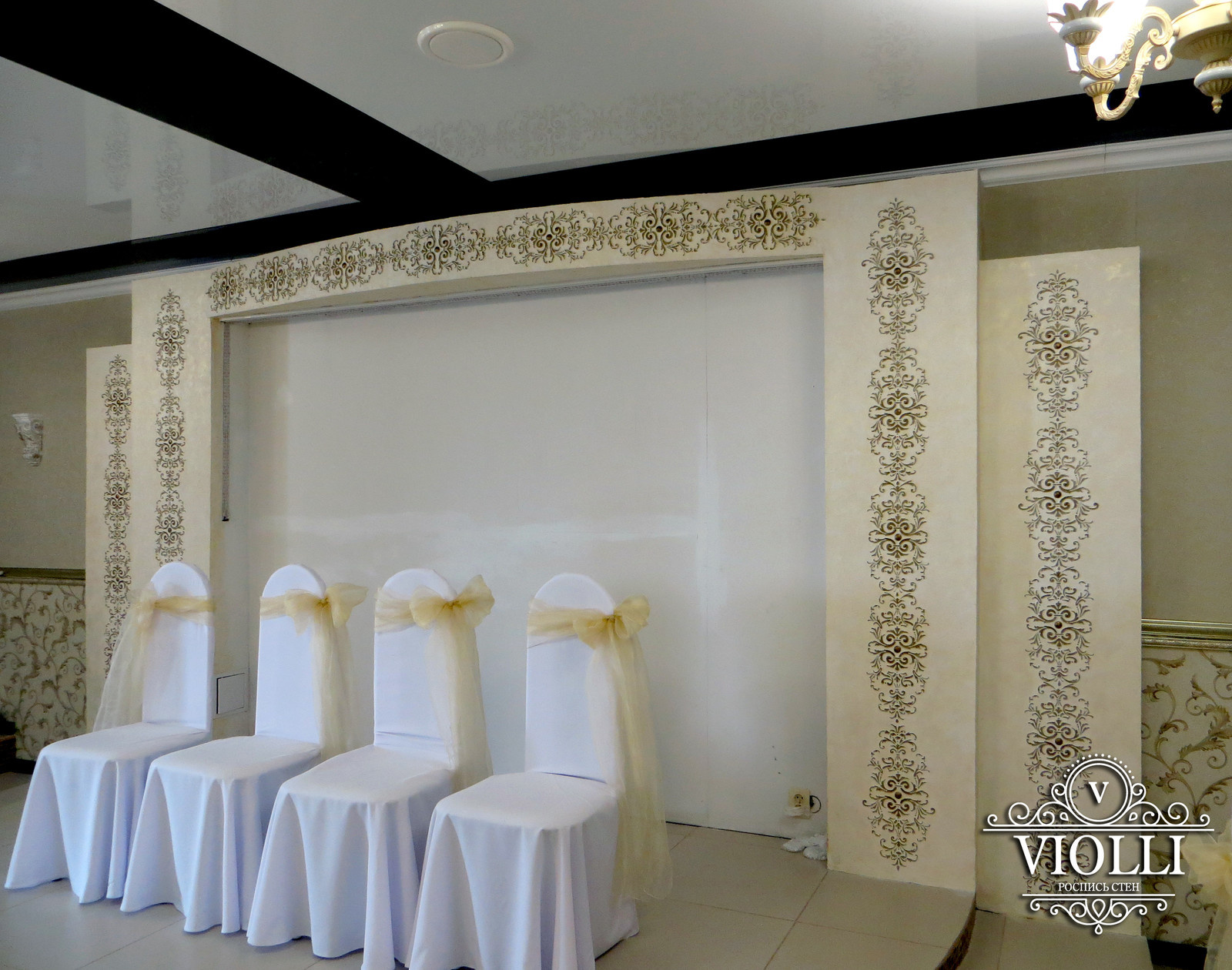 Барельеф в зале торжеств кафе "Сочи"