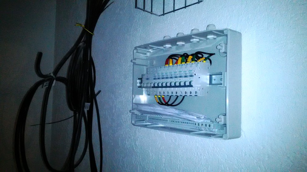 Проектирование, сборка и установка электрощитов