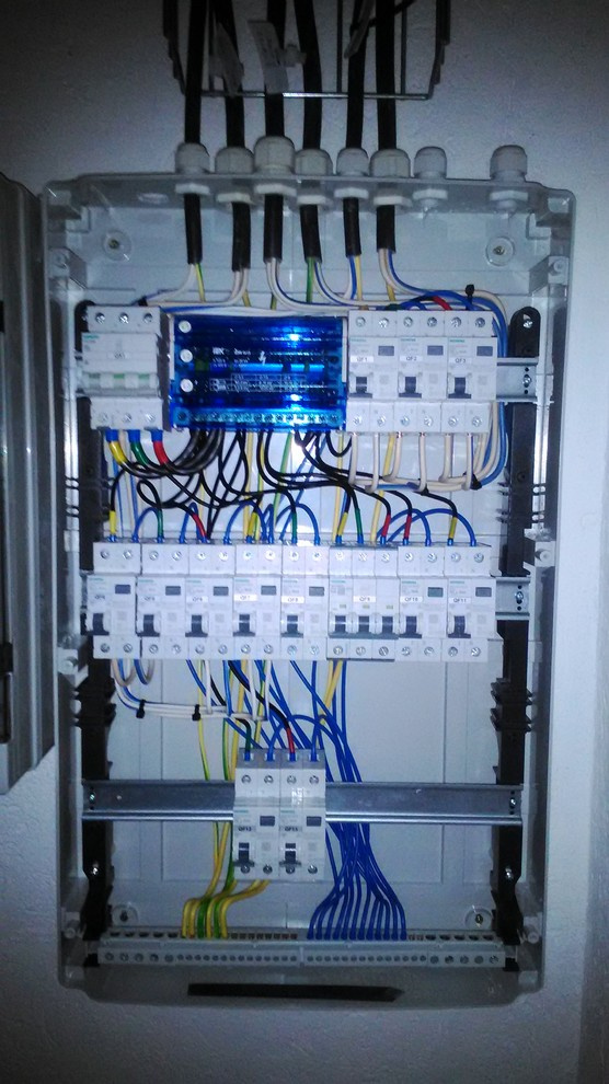 Проектирование, сборка и установка электрощитов